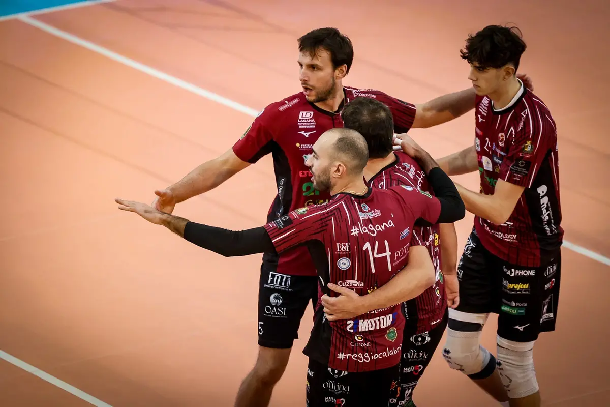 La Domotek Volley Reggio Calabria firma la nona vittoria consecutiva\n