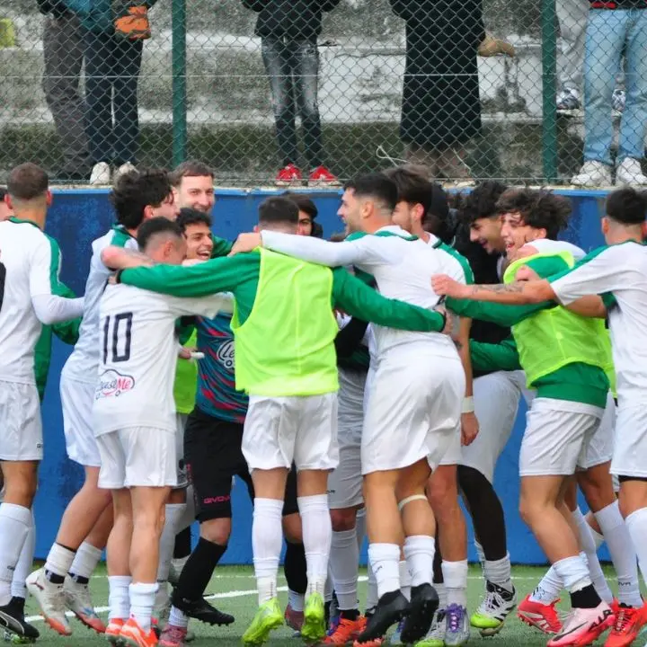 Eccellenza: quarto successo di fila per la Palmese, odore di play-off. Dal Torrione: «Guardiamo solo il calendario, ora testa alla Rossanese»\n