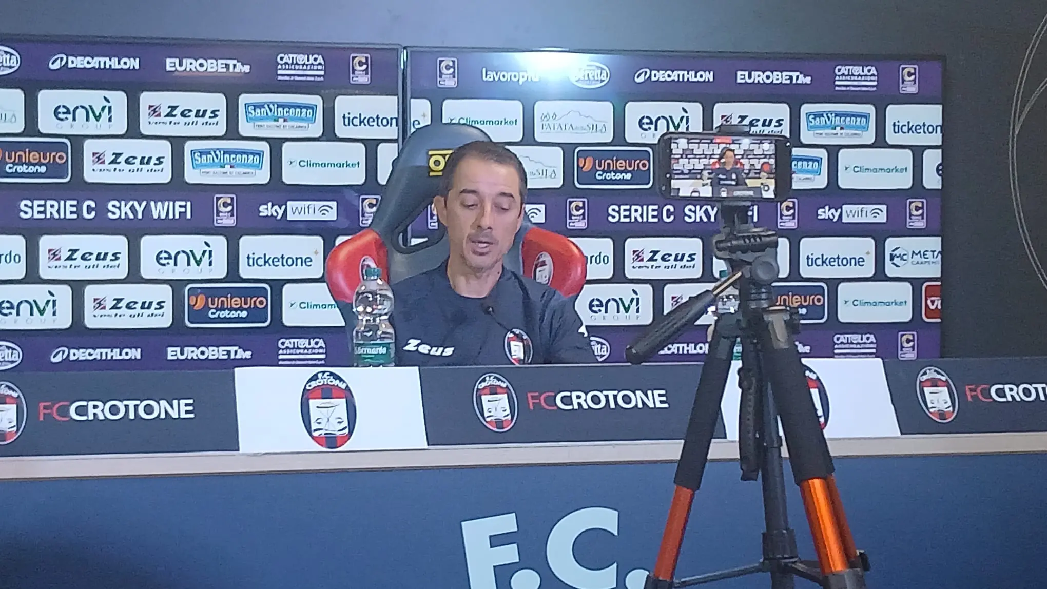 Verso Casertana-Crotone, Longo:\u00A0«Serve concentrazione e spirito giusto»\n