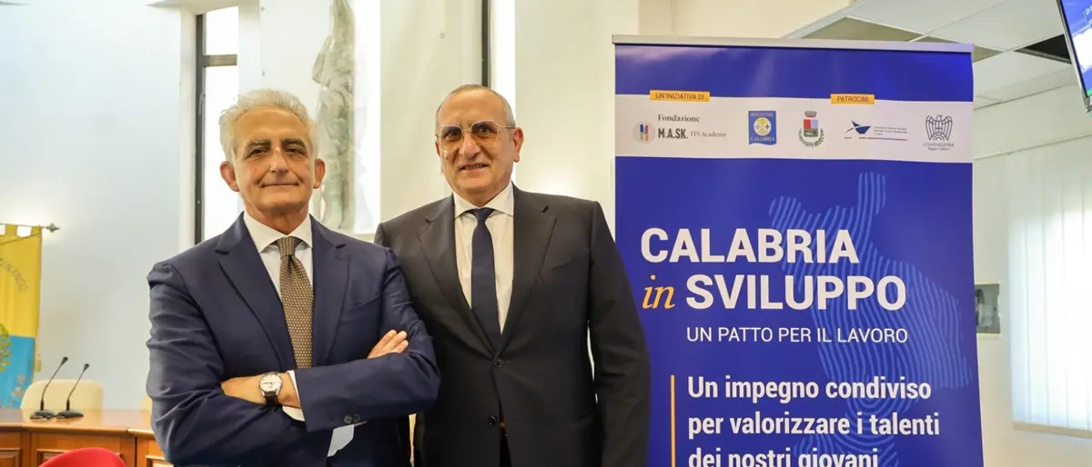Calabria in sviluppo, al via\u00A0domani a Reggio il tour della fondazione Mask its academy nelle scuole a sud della regione\u00A0\n