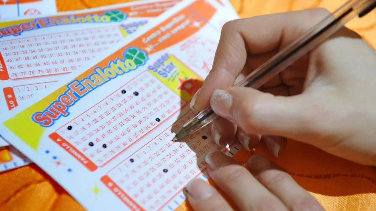 SuperEnalotto, a Casignana sfiorato il “6”, a\u00A0Casignana centrato un “5” da oltre 11mila euro\n