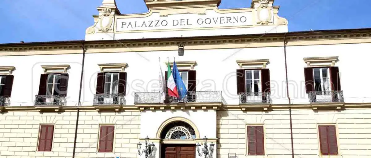 Provinciali di Cosenza, il solito gioco allo “schiaffo del soldato”\n