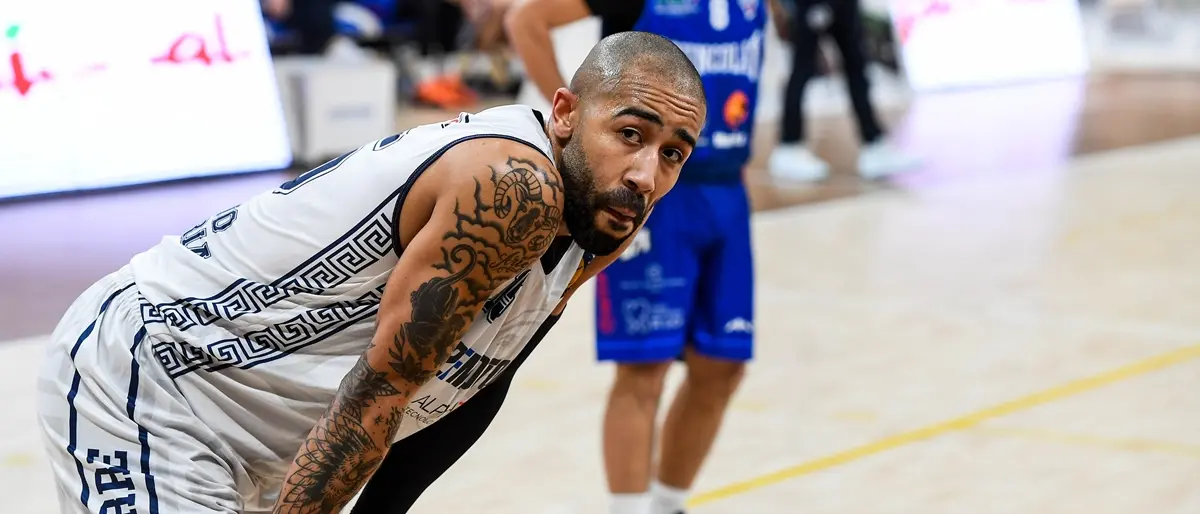 Lo sconcerto della Dierre basket Reggio: «Gravi gli insulti razzisti pronunciati dal dirigente del Gela verso Donati»\n