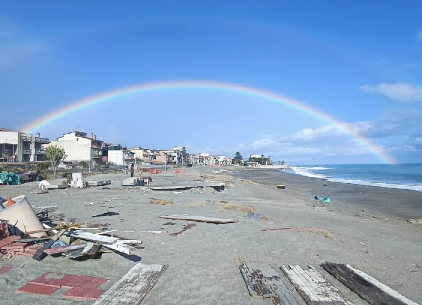 Siderno, Il Faro alla sindaca Fragomeni: «Serve un cambio di rotta sul lungomare»\n