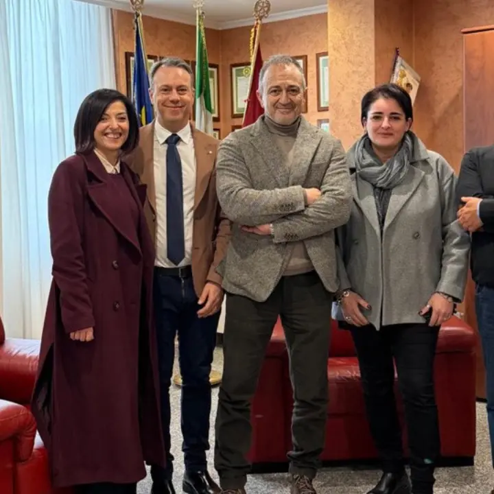 Crans-Montana è una lezione da non dimenticare: Ance Vibo illustra al questore un progetto rivolto ai ragazzi per imparare a difendersi