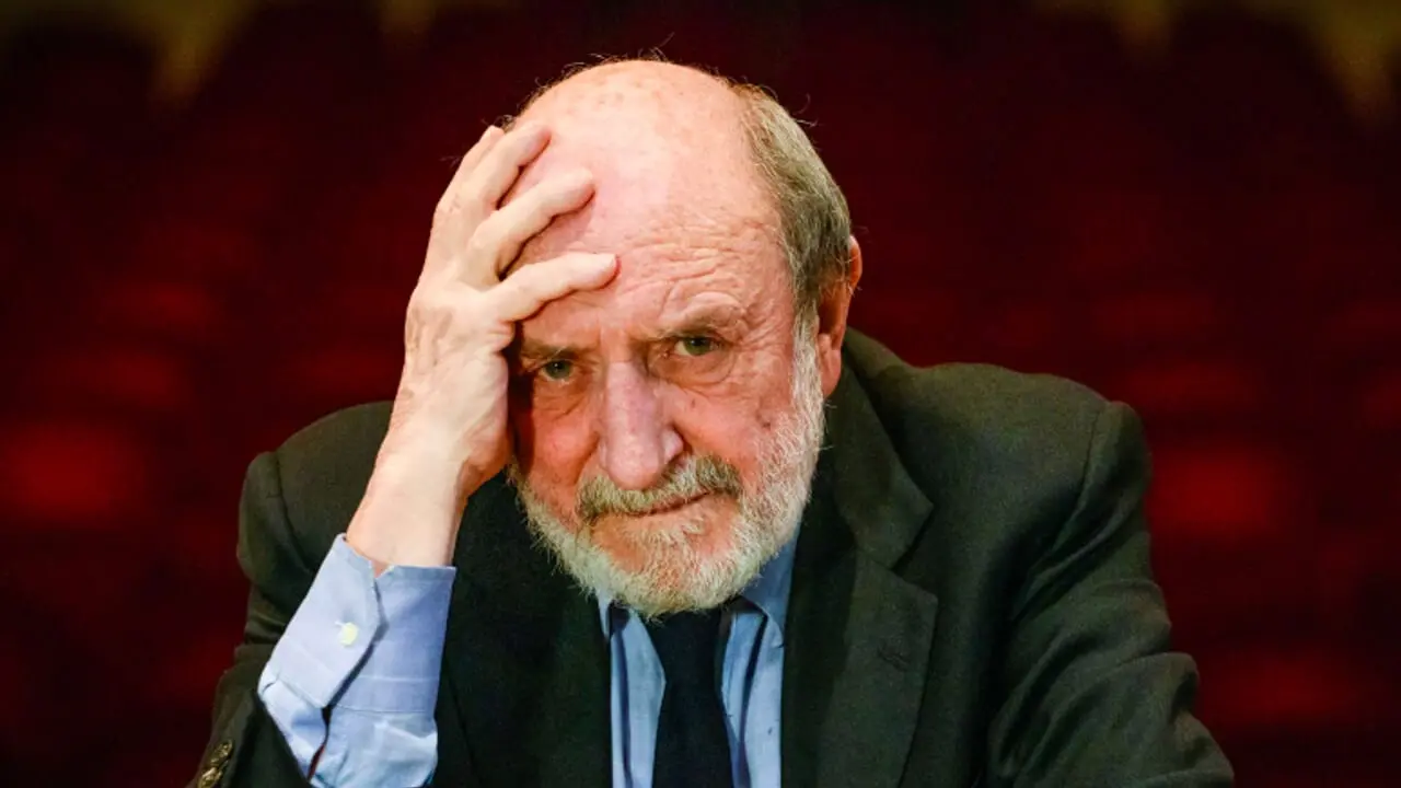 Al teatro Grandinetti di Lamezia la lectio magistralis di Umberto Galimberti sul primato della relazione\n