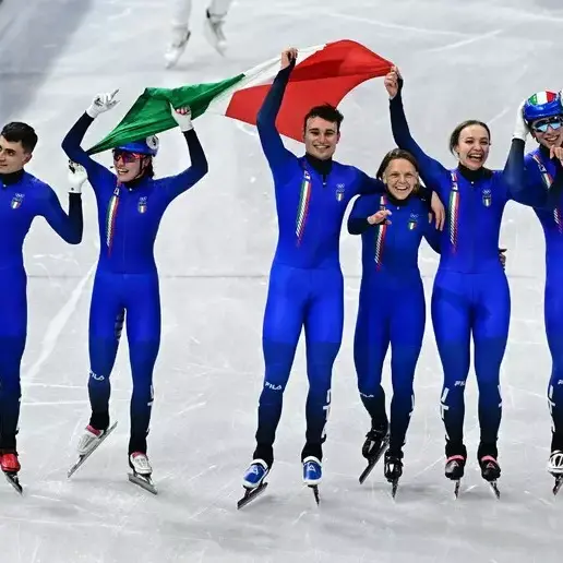 Milano Cortina, l’Italia conquista il suo secondo oro nella staffetta mista short track\n