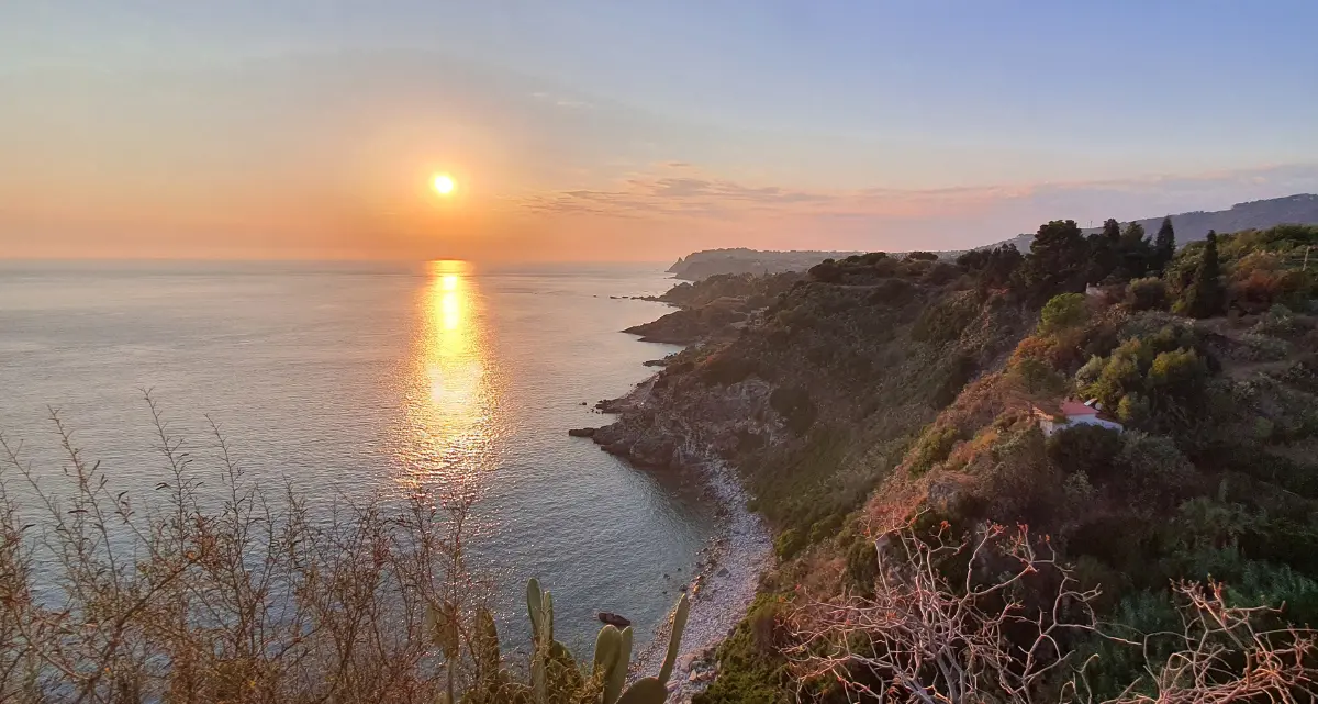 La qualità dell’aria in Calabria è buona, Arpacal: «Quadro molto positivo, valori conformi ai limiti di legge»\n