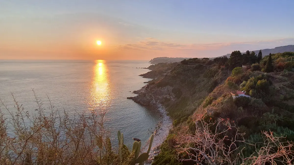 La qualità dell’aria in Calabria è buona, Arpacal: «Quadro molto positivo, valori conformi ai limiti di legge»\n