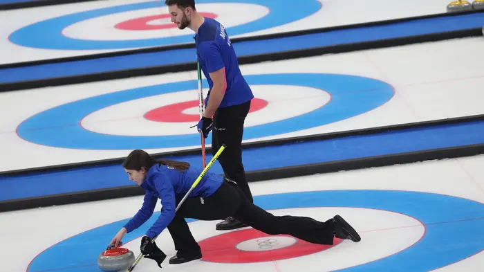 Dal bronzo di Constantini e Mosaner alla “febbre del Curling”: come si comincia davvero, dove si gioca in Italia e quanto costa\n