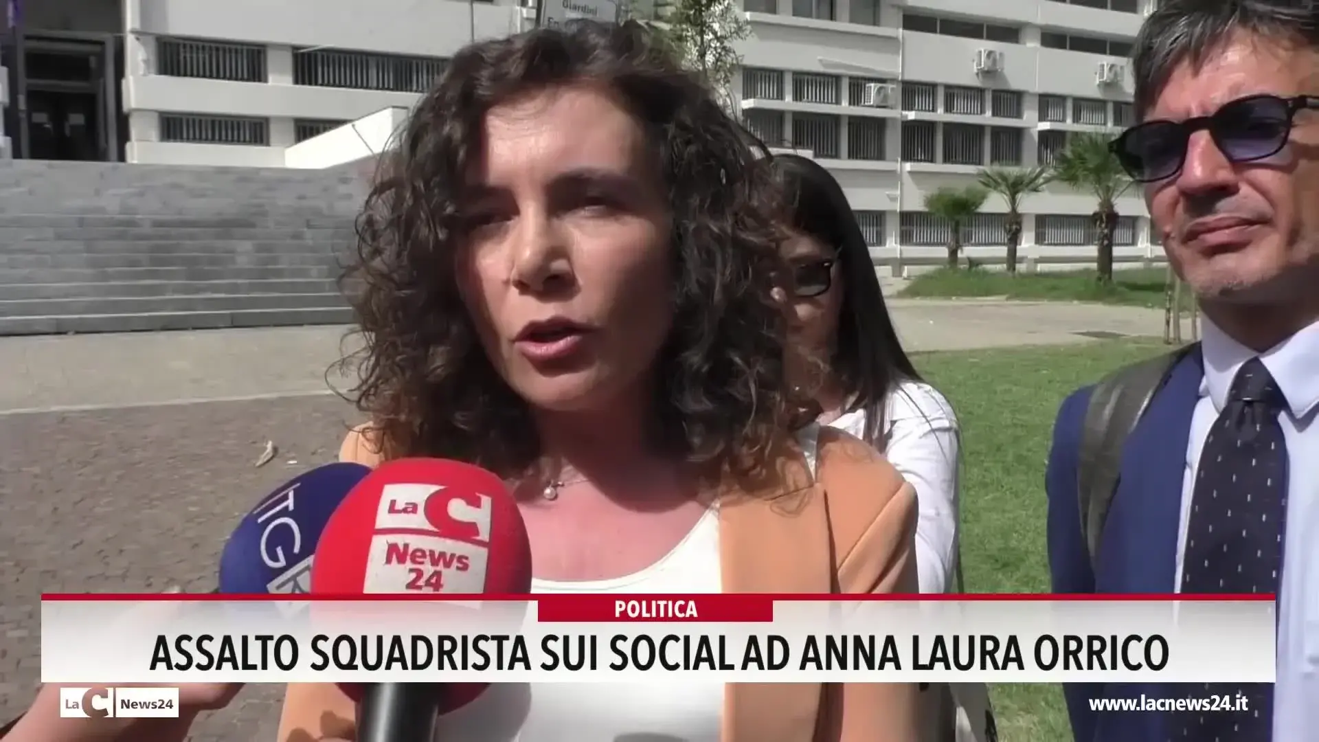 Assalto squadrista sui social ad Anna Laura Orrico