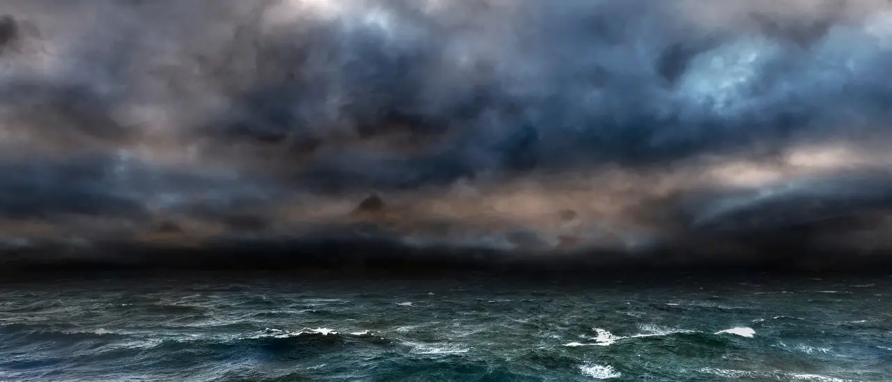 Il nuovo ciclone è alle porte e colpirà la Calabria tirrenica: previsti temporali, venti fino a 140 km/h e mareggiate\n