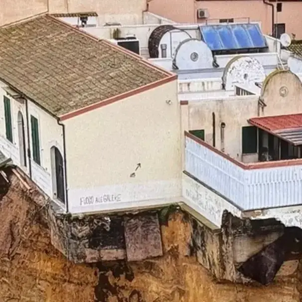 Niscemi, la frana che smaschera l’Italia delle emergenze: prevenzione dimenticata, grandi opere intoccabili\n