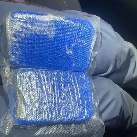 Con due panetti di droga sintetica in auto, arrestato a Stalettì un uomo di Simeri Crichi\n