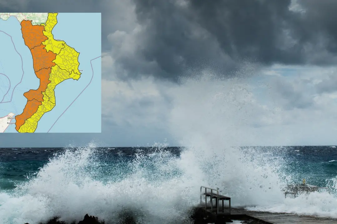 Allerta arancione domani sulla\u00A0Calabria tirrenica, arriva il ciclone\u00A0Ulrike: previsti temporali, mareggiate e venti di burrasca\n