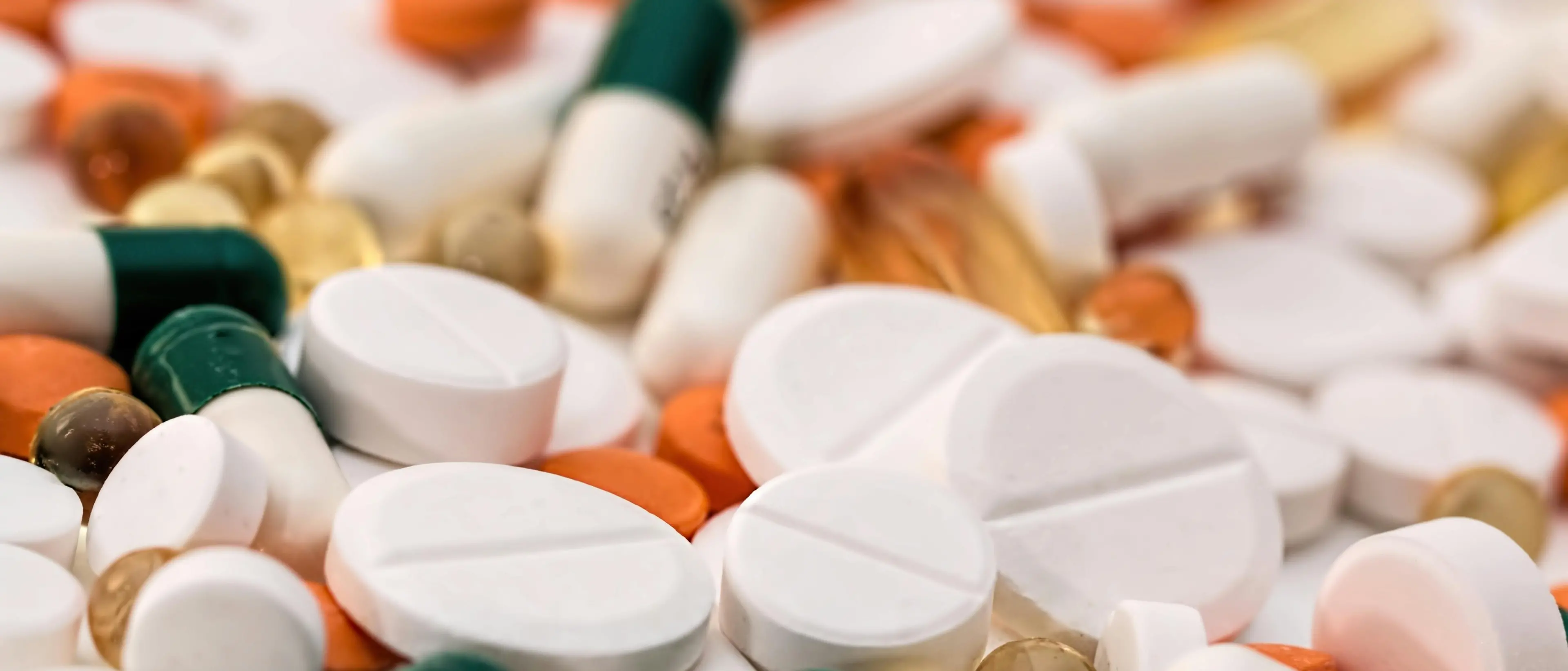 Spesa farmaceutica in aumento, i maggiori incrementi nel ticket registrati in Calabria (+43%)\n