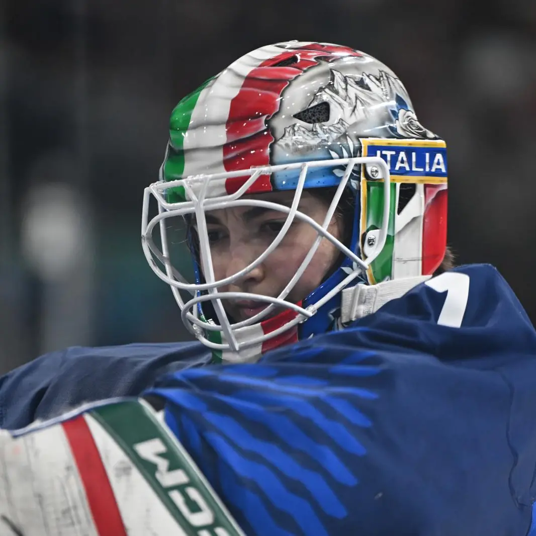 Olimpiadi, le azzurre dell’hockey pronte a sfidare Usa. La “calabrese” Durante: «Sarà un’occasione unica»\n\n\n