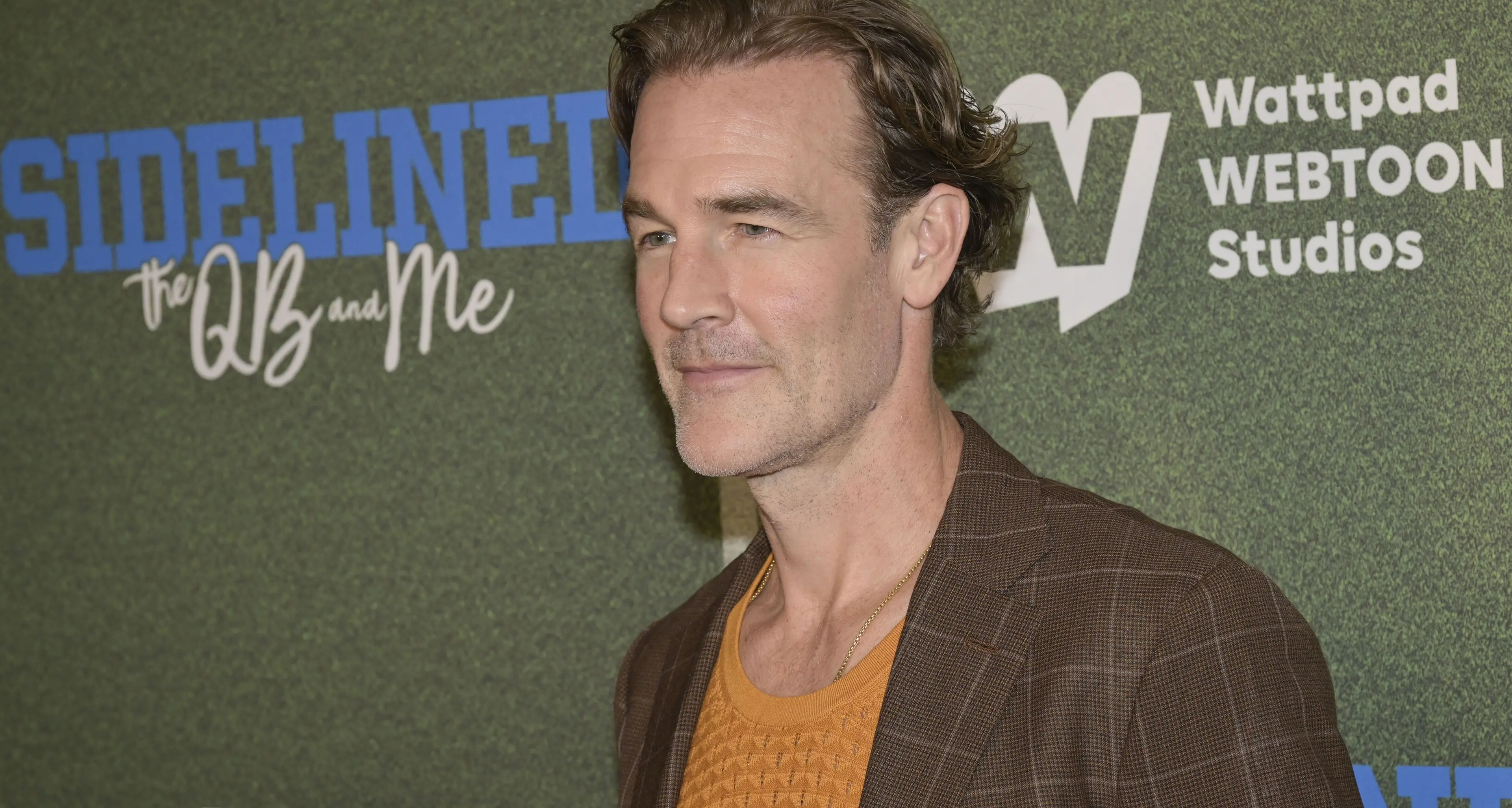 Addio a James Van Der Beek, il Dawson di “Dawson’s Creek”\n