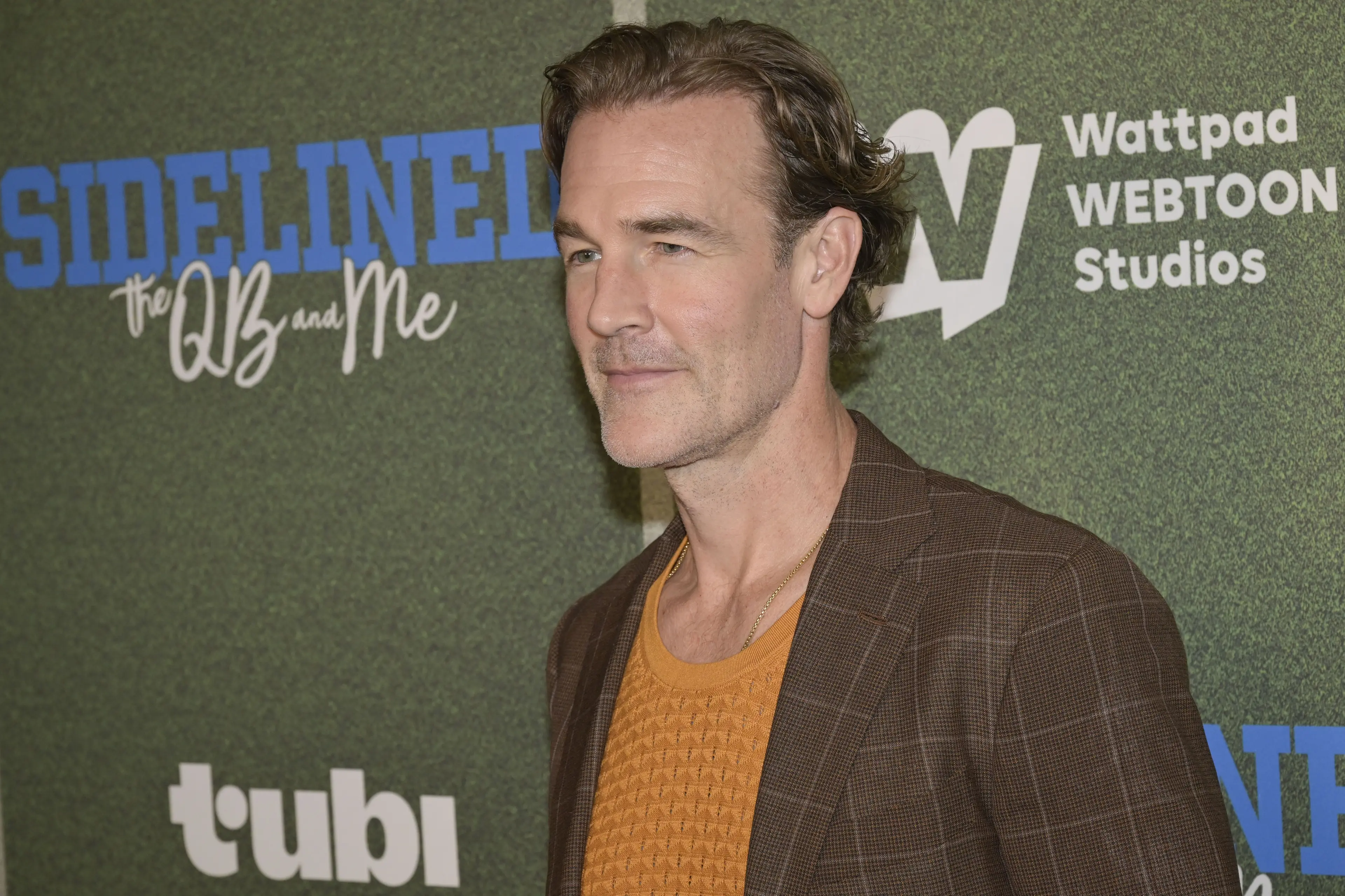 Addio a James Van Der Beek, il Dawson di “Dawson’s Creek”\n
