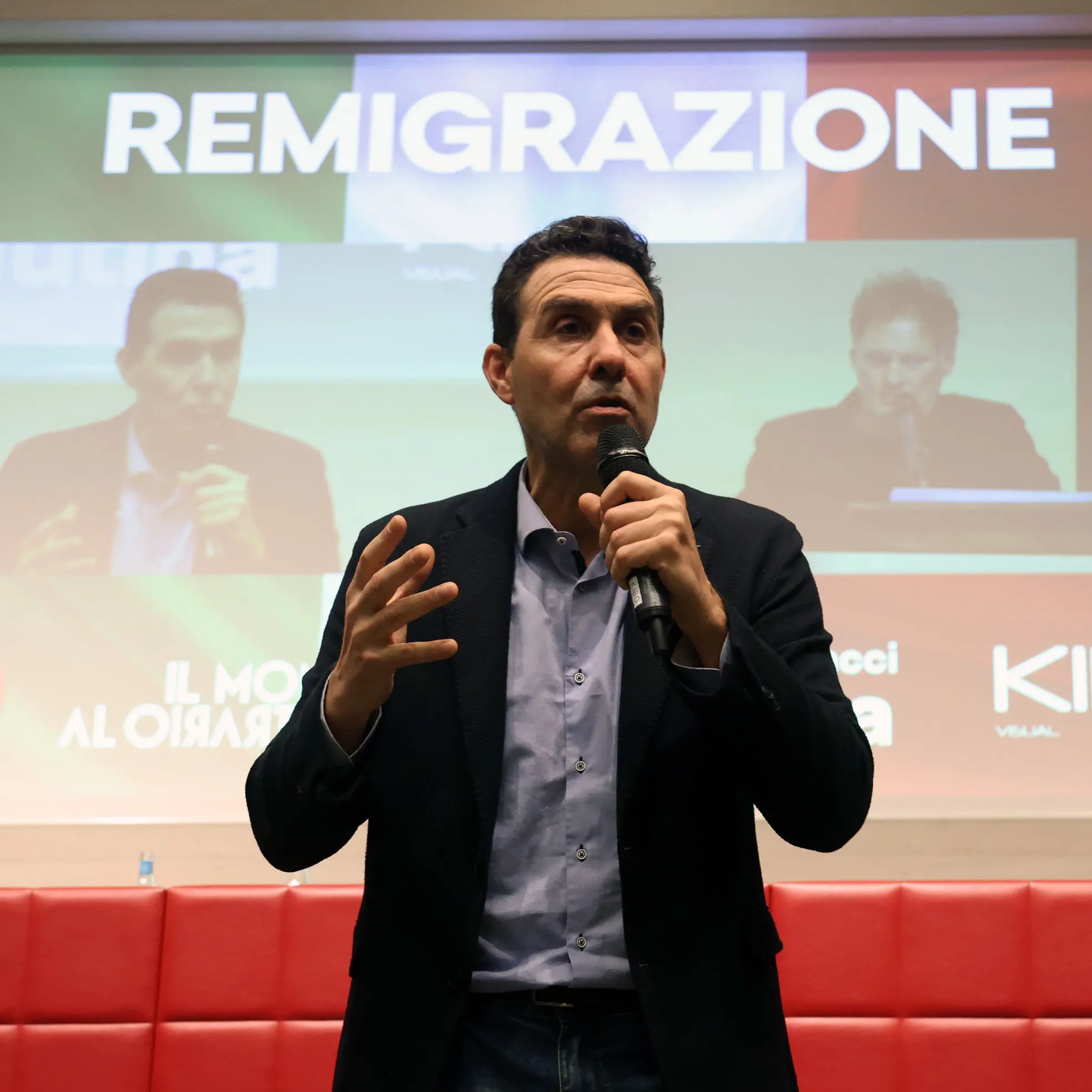 Vannacci, il rivoluzionario con la cintura di sicurezza: esce dalla Lega, fa il partito “contro” e poi vota la fiducia a Meloni\n