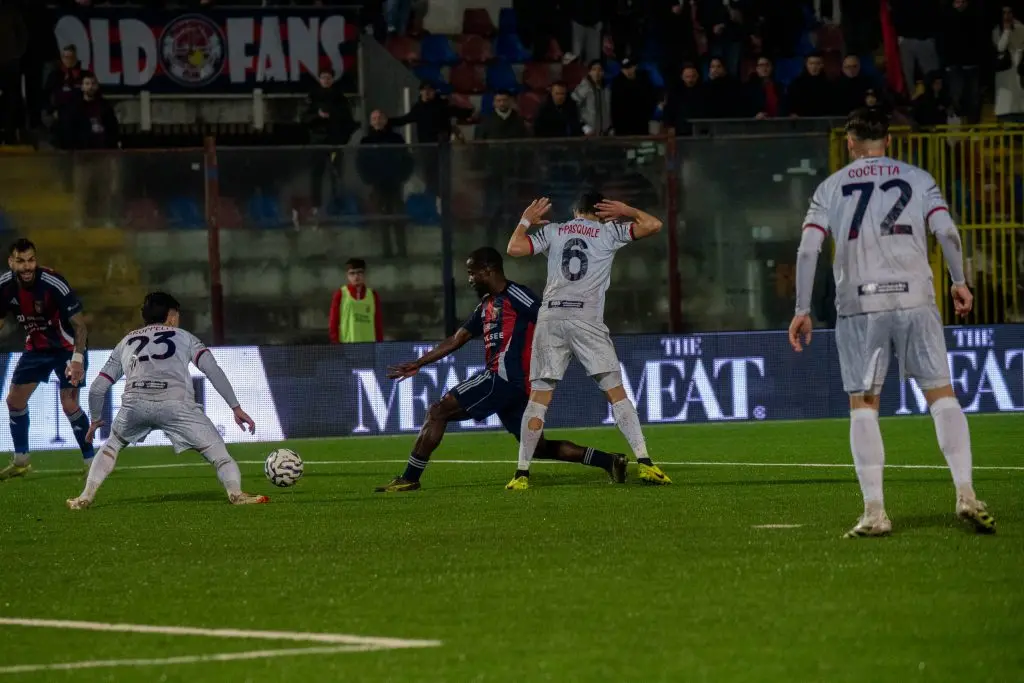 Presunto caso di razzismo durante Casertana-Crotone, il club pitagorico:\u00A0«Riteniamo infondate le accuse»\n