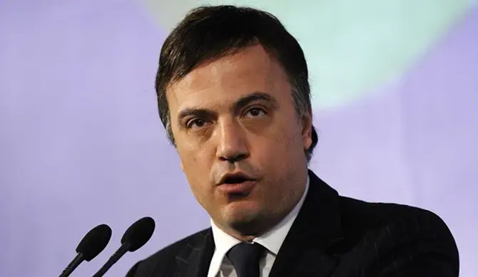 Calabresi nel Mondo, assoluzione (e prescrizione) per l’ex sottosegretario Giuseppe Galati\n