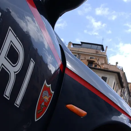 Maltrattamenti e lesioni alla moglie: misura cautelare per un uomo nel Cosentino\n