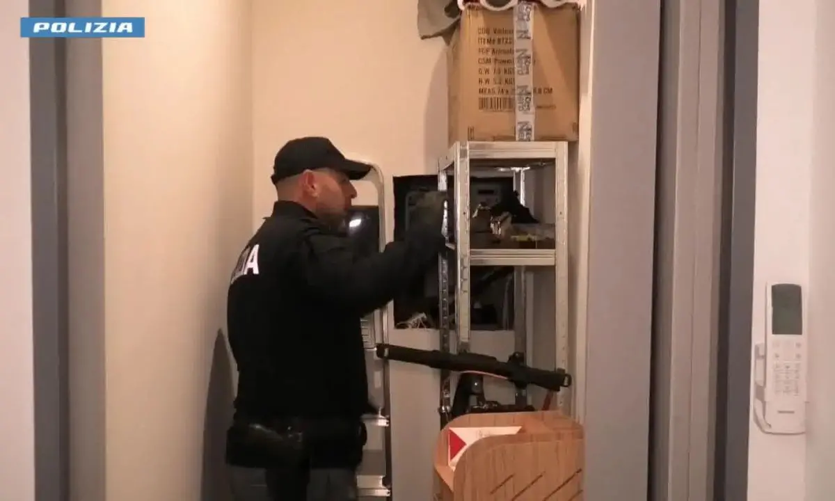 Blitz antidroga tra Marano e Cosenza: cinque arresti all’alba | NOMI\n