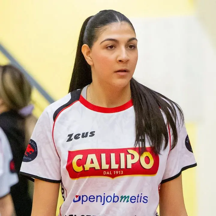 Tonno Callipo Volley, la più piccola del gruppo è la vibonese Massara: «È la squadra della mia città, mi riempie di un grande senso di responsabilità»\n