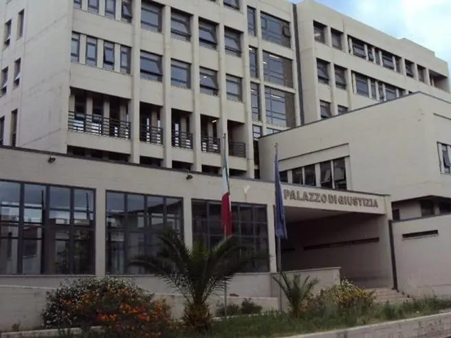 Cetraro, non oltraggiò i carabinieri: assolto dal Tribunale di Paola\n