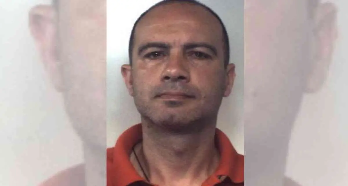 Soldi, medicine e documenti: così i tre uomini arrestati oggi avrebbero aiutato Pasquale Bonavota durante la latitanza\n