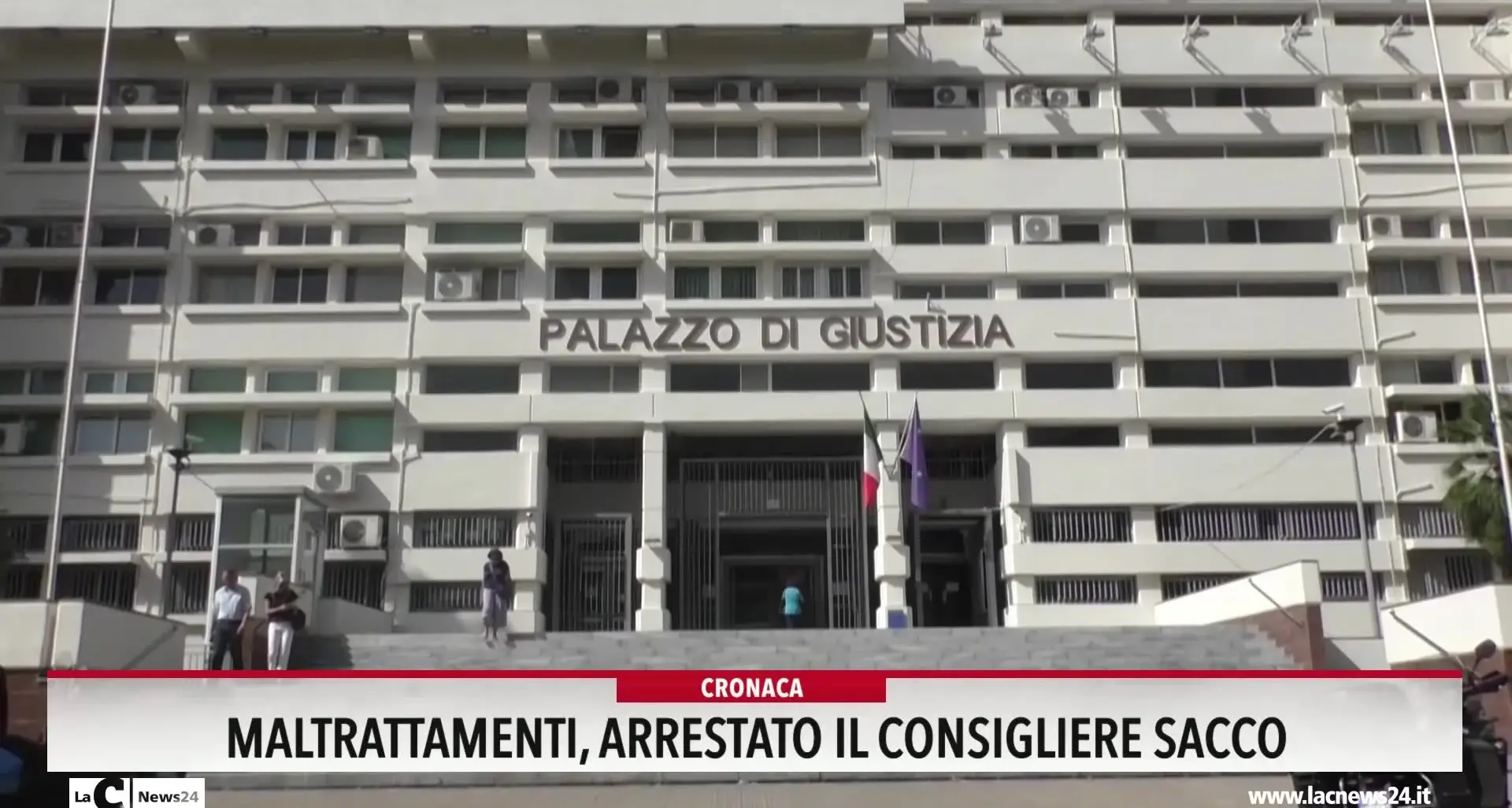 Maltrattamenti, arrestato il consigliere Sacco