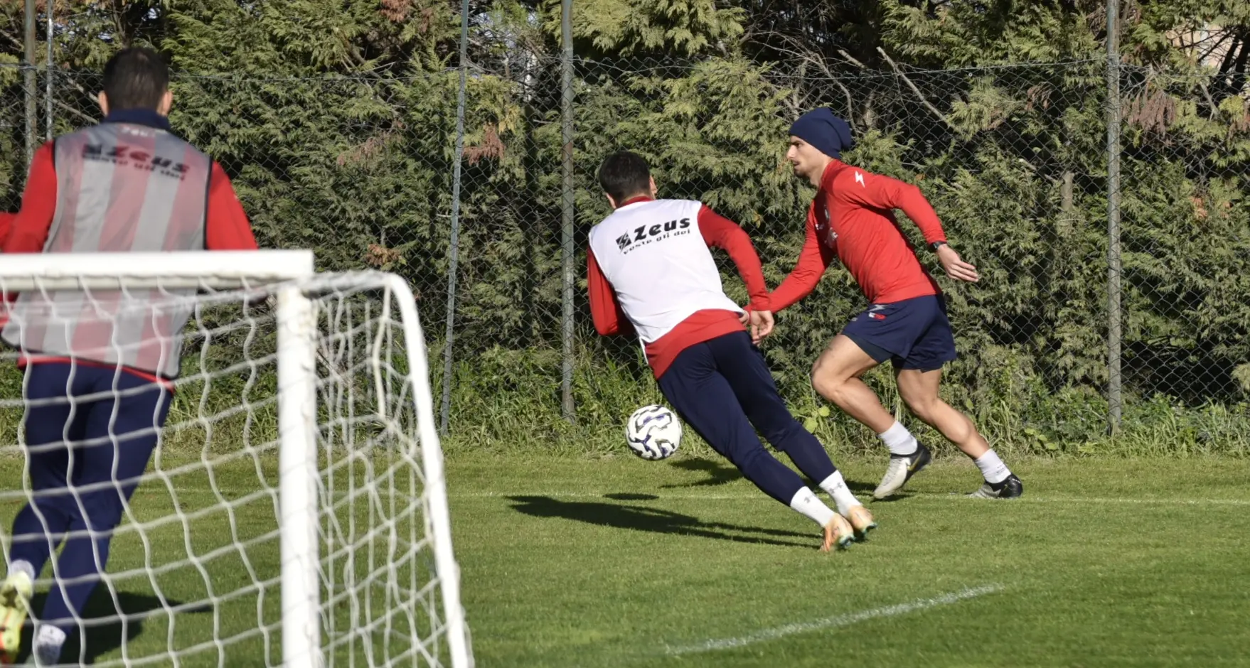 Sabato di San Valentino in campo per le calabresi: Cosenza in casa col Cerignola, Crotone a Picerno\n