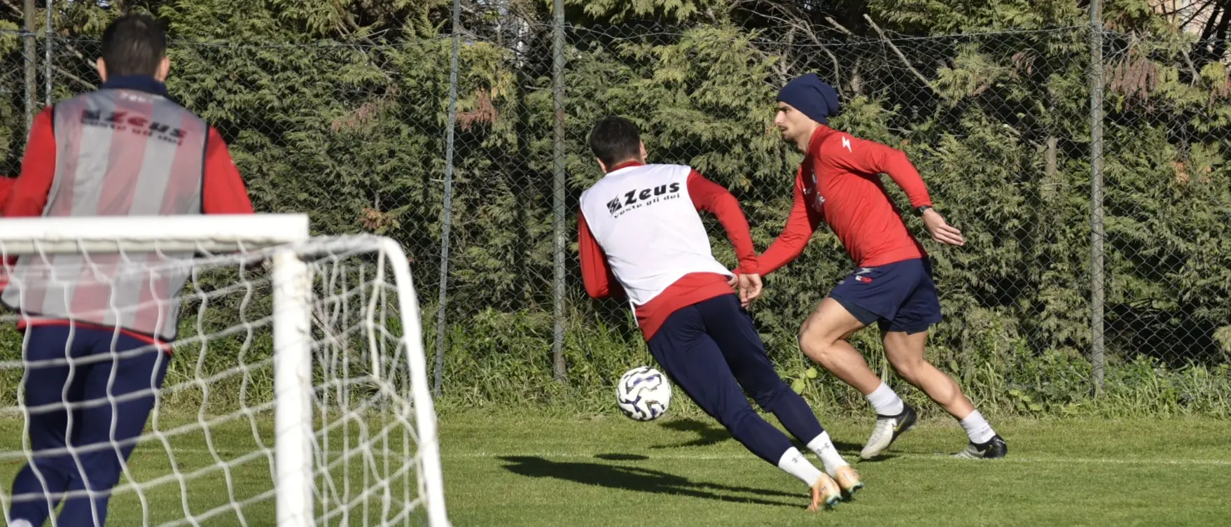 Sabato di San Valentino in campo per le calabresi: Cosenza in casa col Cerignola, Crotone a Picerno\n