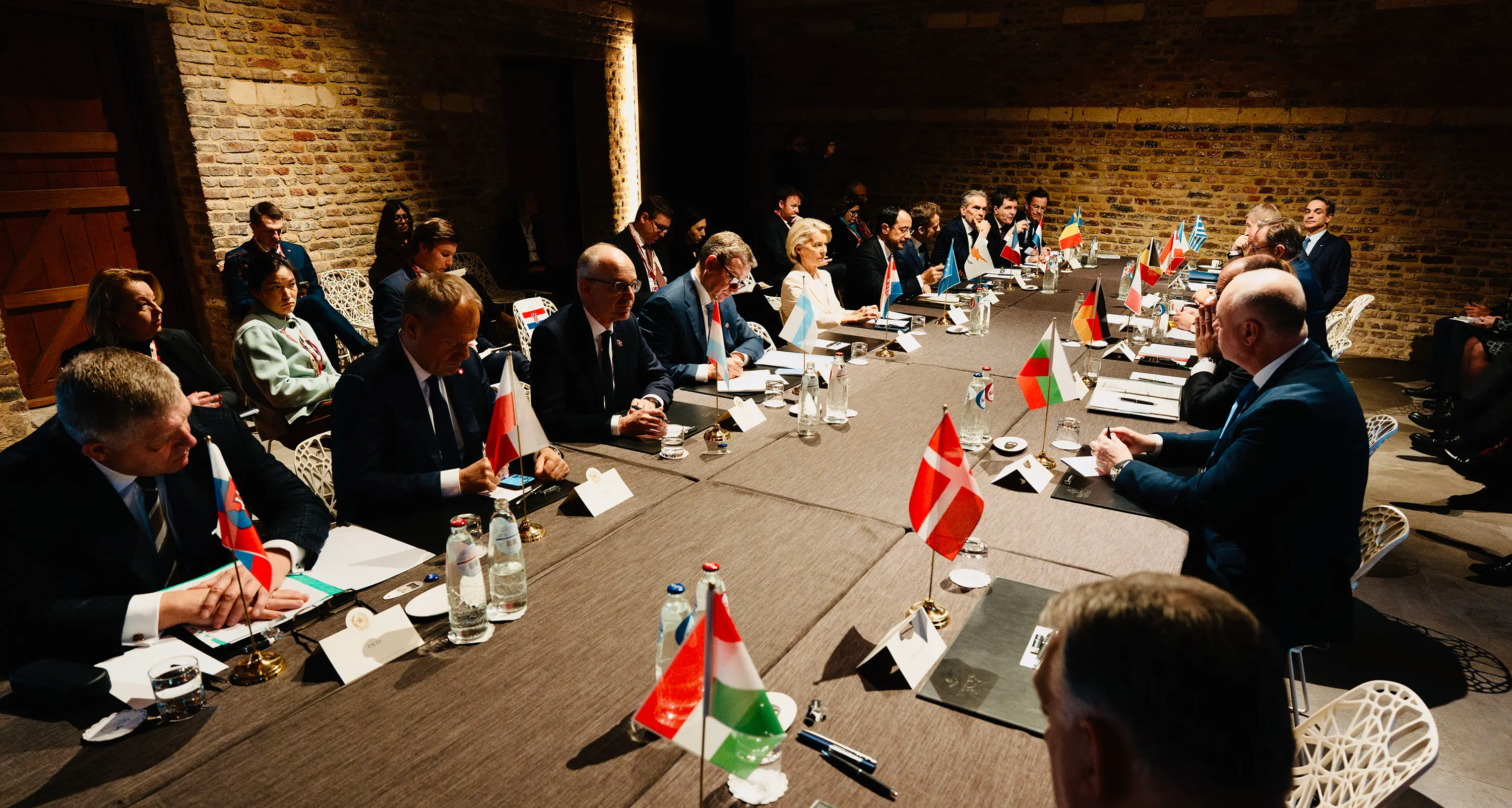 Mesi decisivi per il nuovo mercato unico\u00A0tra industria e investimenti comuni: Draghi e Letta scuotono l’Europa\n