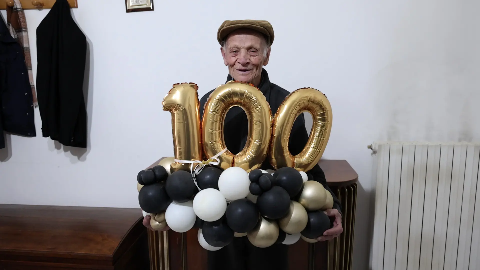 I 100 anni di nonno Micu a Dinami: il racconto di una vita di amore e sacrifici a LaC Storie\n