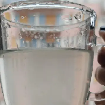 Acqua torbida alla sorgente Ferrera Bassa: stop temporaneo all’uso potabile in cinque comuni del Tirreno cosentino\n