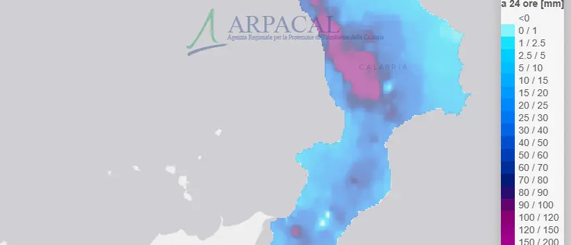Reggino in allerta maltempo: raffiche oltre i 120 km/h nell’area grecanica e fiumi sotto stretta sorveglianza\n