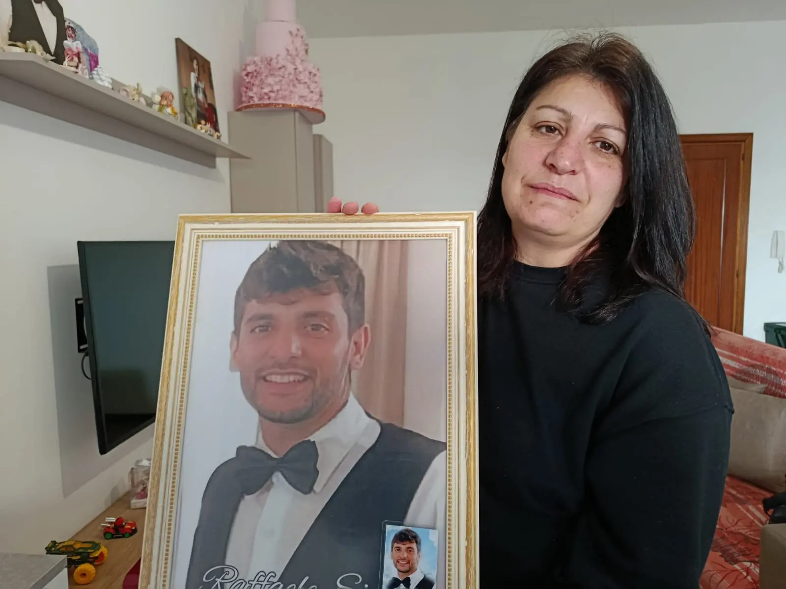San Valentino di dolore, un anno senza Raffaele Sicari il 26enne di Vibo morto sul lavoro: «Mio figlio amava la vita, vogliamo giustizia»\n