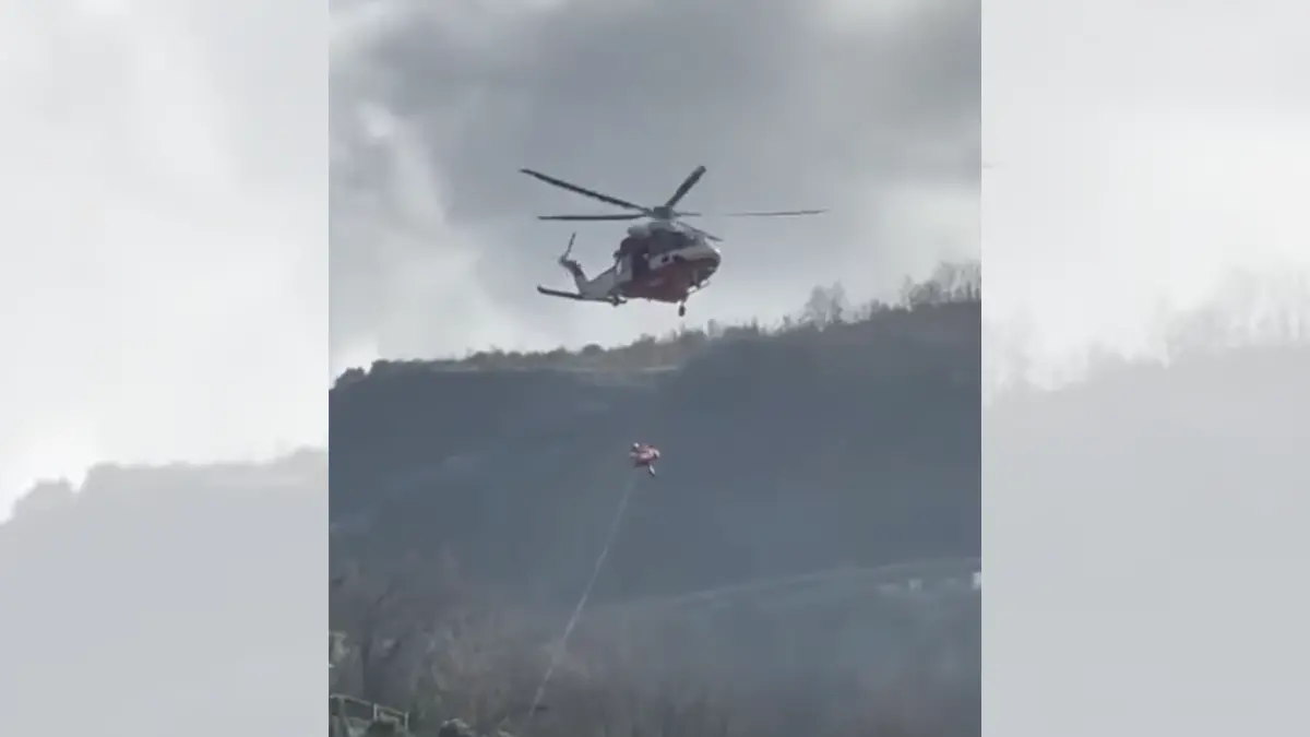 Ciclone Nils, emergenza totale nel Cosentino: famiglia evacuata in\u00A0elicottero dai vigili del fuoco\n