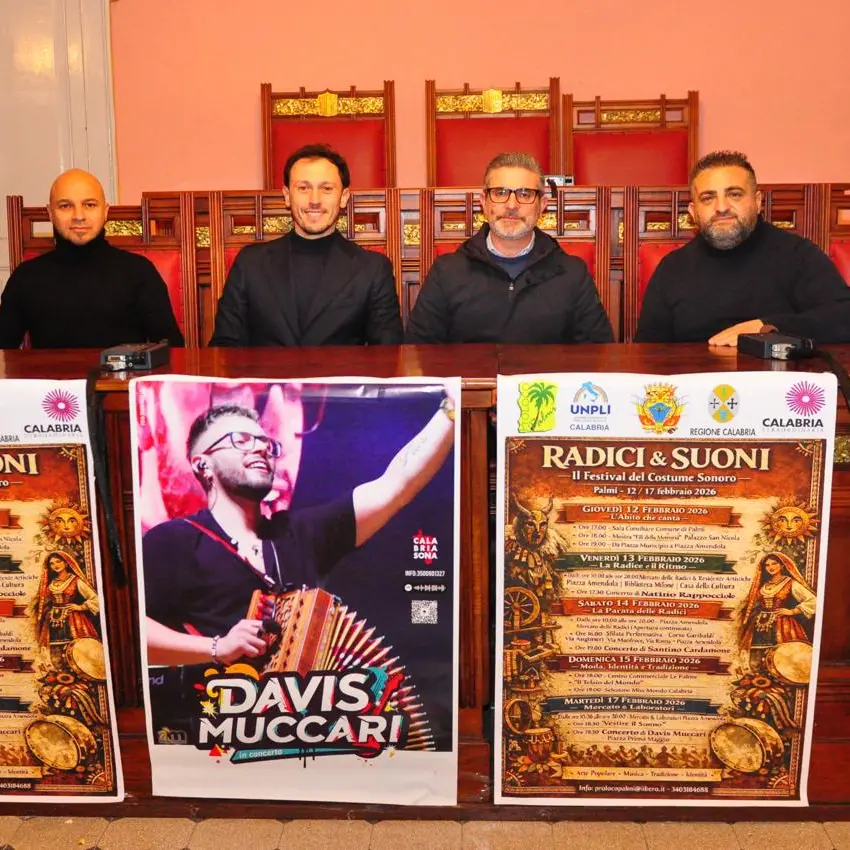 Palmi accende “Suoni e Radici”: il Festival del Costume Sonoro per valorizzare l’identità\n