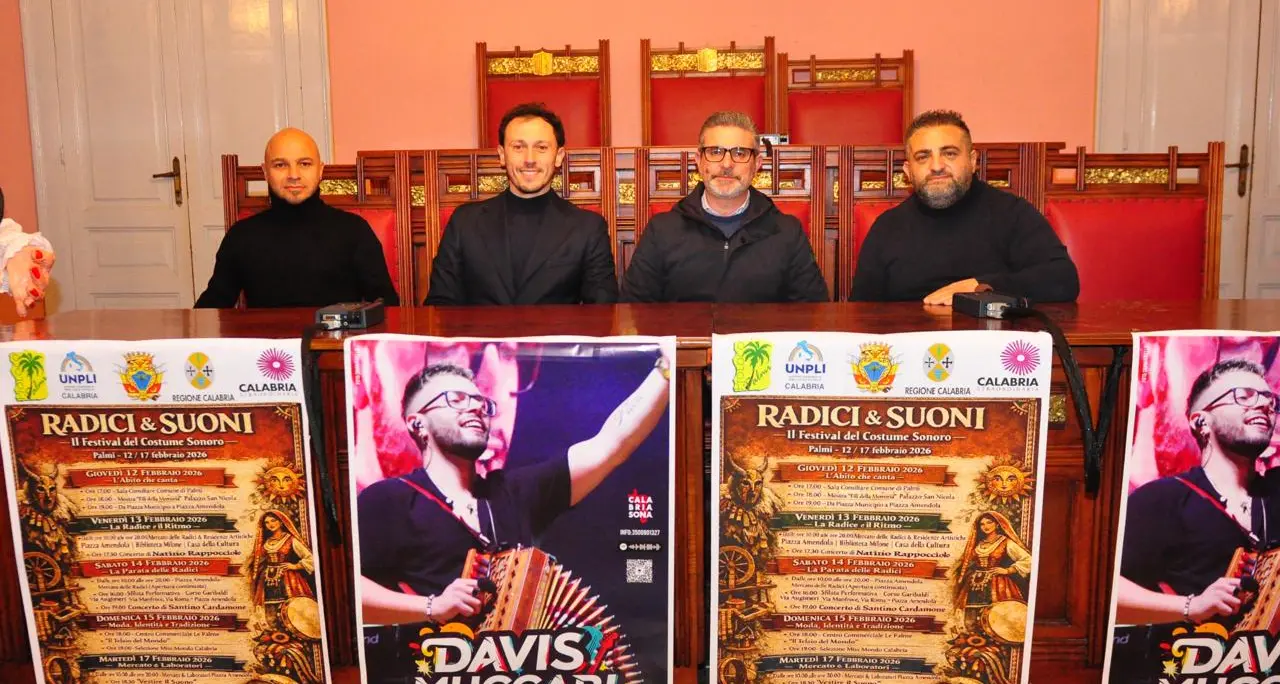 Palmi accende “Suoni e Radici”: il Festival del Costume Sonoro per valorizzare l’identità\n