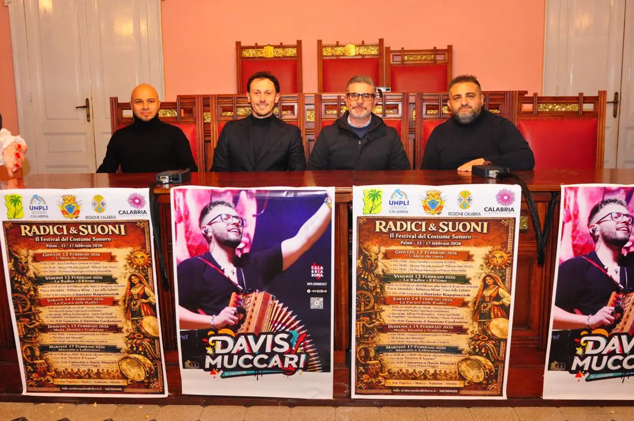 Palmi accende “Suoni e Radici”: il Festival del Costume Sonoro per valorizzare l’identità\n