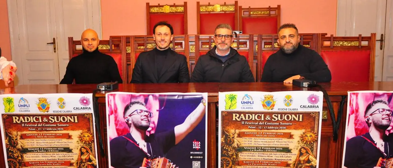 Palmi accende “Suoni e Radici”: il Festival del Costume Sonoro per valorizzare l’identità\n
