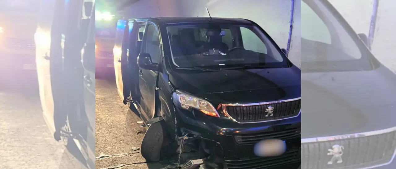 Incidente in autostrada all’altezza di Vazzano: camion perde una ruota che travolge un’auto con 4 persone a bordo\n
