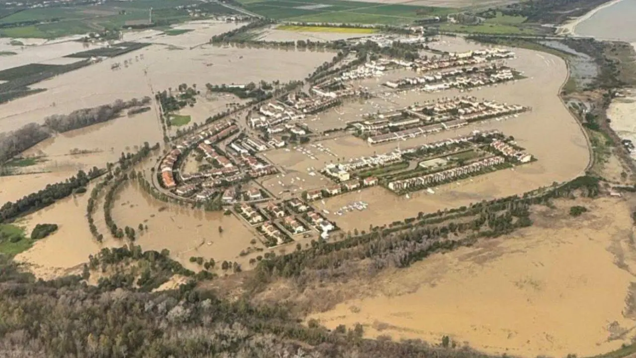 Esondazione del Crati, emergenza a Cassano: emergenza a Laghi di Sibari