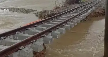 Infrastrutture devastate, Ferrovie della Calabria: «Al lavoro per mettere in sicurezza le linee interessate»\n