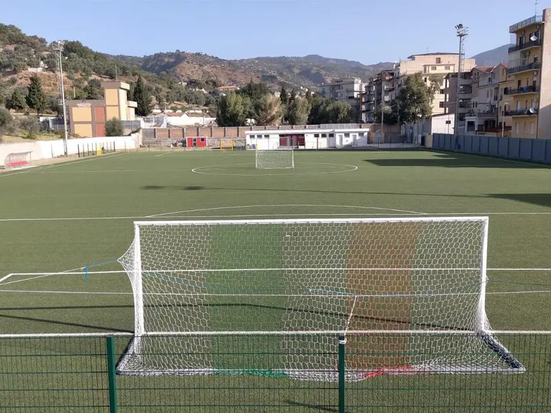 Arbitro aggredito a Cittanova, mano pesante del giudice sportivo: ammenda al Gioiosa retrocesso anche all’ultimo posto in classifica