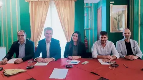 Villa, consiglieri FI: «Struttura scolastica di Cannitello adibita ad archivio comunale: presentata interrogazione in consiglio»\n