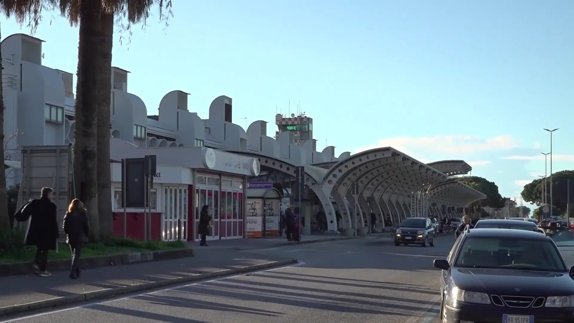 Rilevatori automatici di parcheggio in aeroporto, Codacons: “Così diventa una tassa occulta”